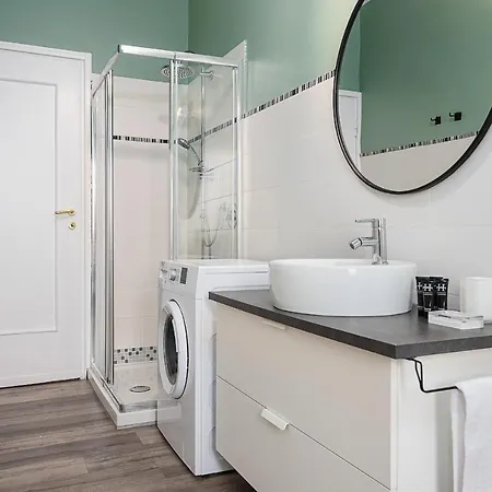 Hemeras Boutique Homes - Large In Citylife District Апартаменты